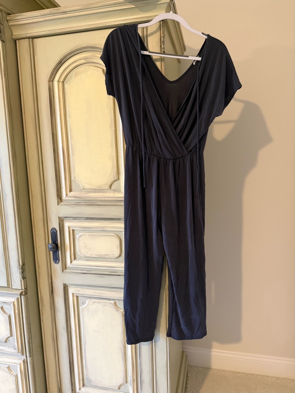 Simple Navy Short-Sleeve Jumpsuit